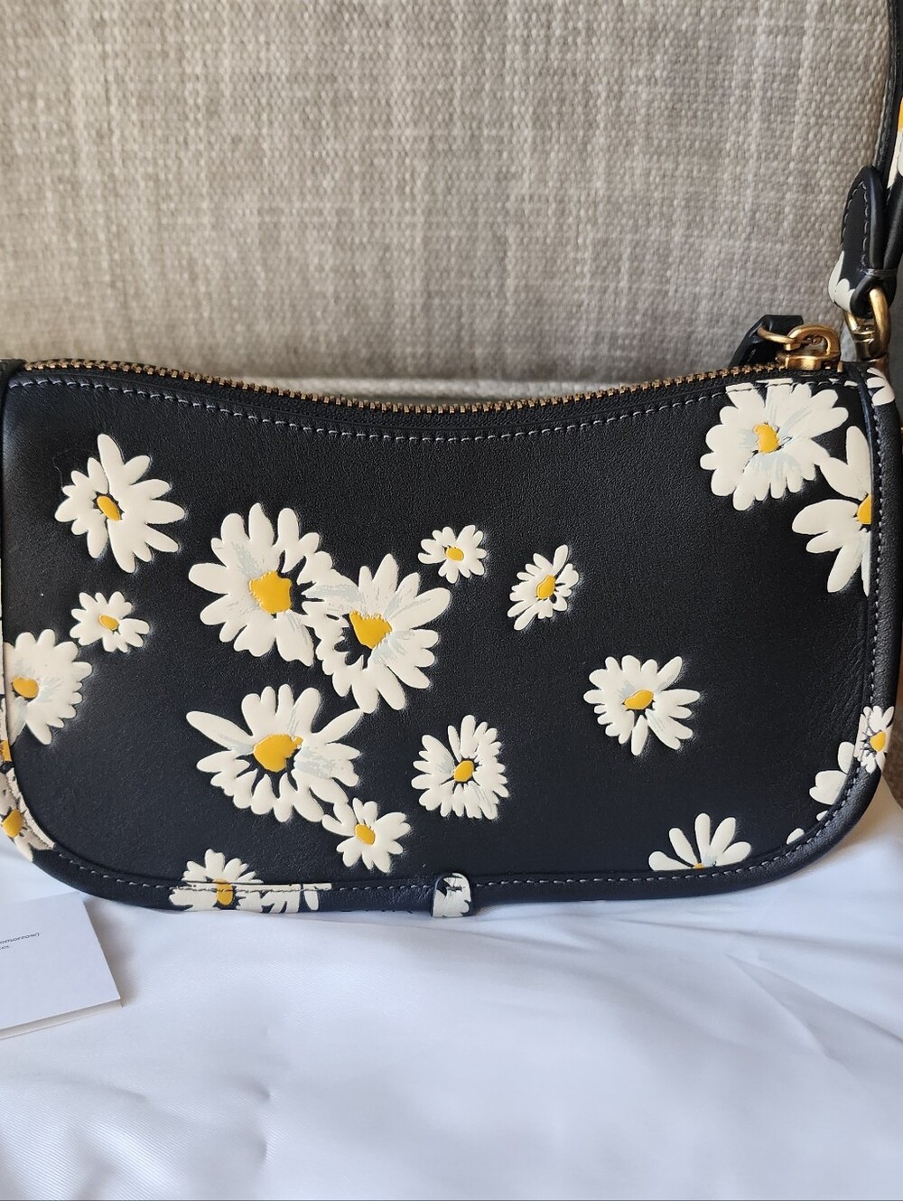 Coach Swinger 20 Bag Floral Print (Black) - Picture 3 of 12